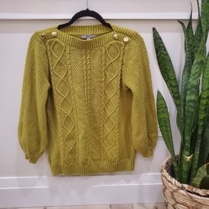 Bass sweater